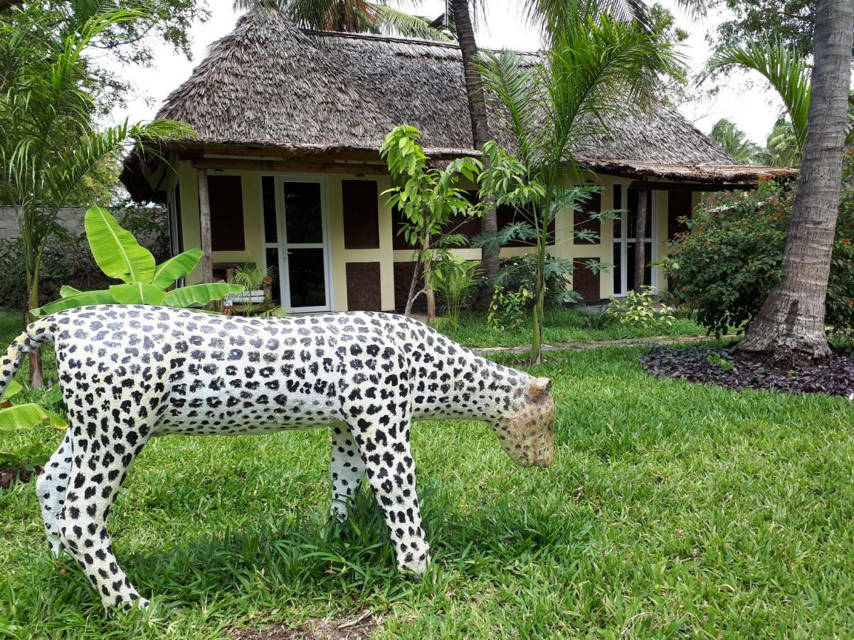 Kijiji Beach Resort Dar es Salaam Luaran gambar