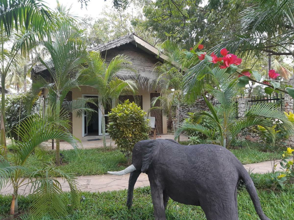 Kijiji Beach Resort Dar es Salaam Luaran gambar